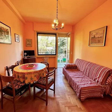 Apartamento Albarosa - A 5 Minuti A Piedi Dal Mare